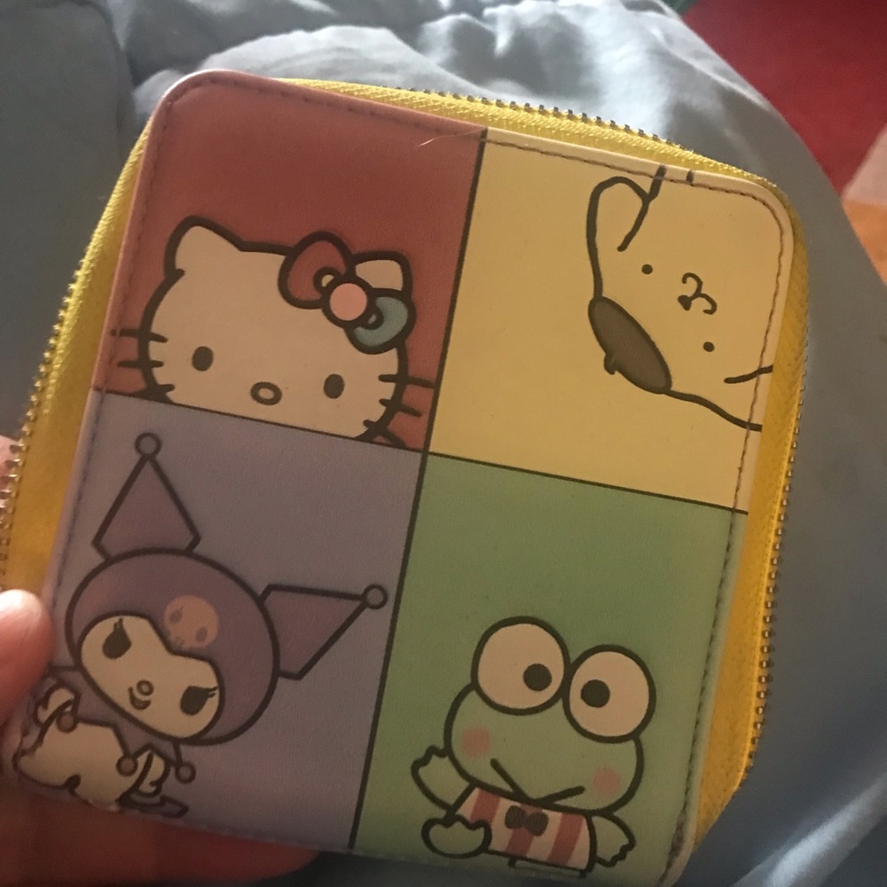 Sanrio x loungfly zip around wallet/ card case